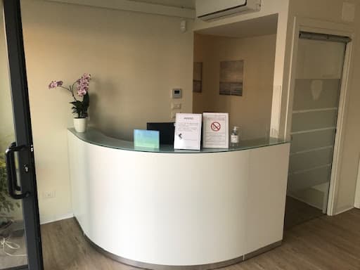 Studio Dentistico Mantovani Dental Studio logo