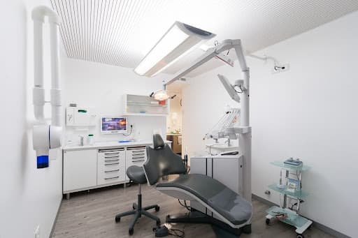 Studio Dentistico Alto Lago logo