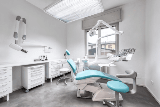 Studio Dentistico Restori logo