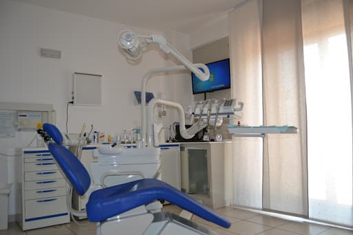 Studio Dentistico Dott. Armeli Tonio logo