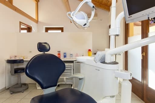 Studio Dentistico Dr. Benvegnù Ivano logo