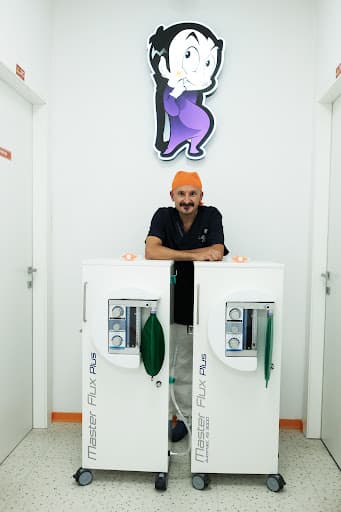 Studio Dentistico Lovely Dentist logo