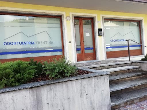 Studio Dentistico ODONTOIATRIA TRENTINA logo