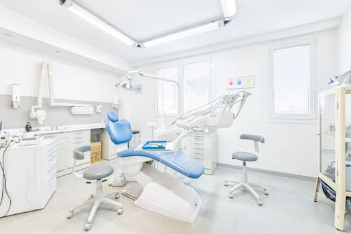 Studio Dentistico Associato De Toffol - Martucci logo