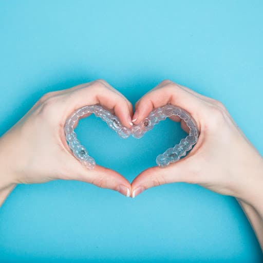 Studio Dentistico Muzzi Dott.ssa Valentina logo