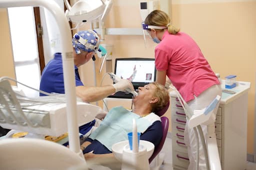 Studio Dentistico Odontoiatria Camurati logo