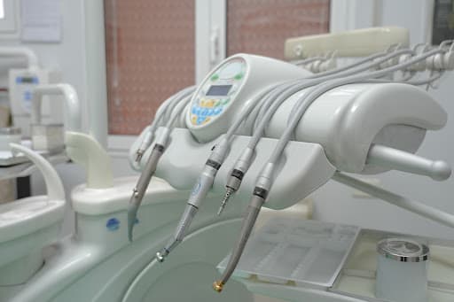 Studio Dentistico DENTOSAN logo