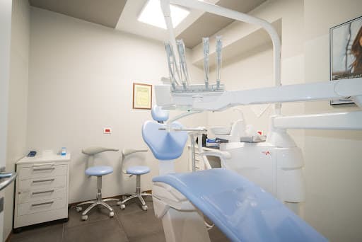 Studio Dentistico You Medical logo
