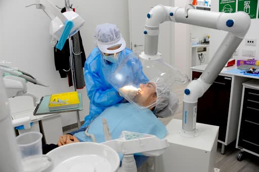 Studio Dentistico MK Sorrisi logo