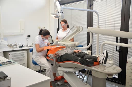 Studio Dentistico Dentisti Colombo logo