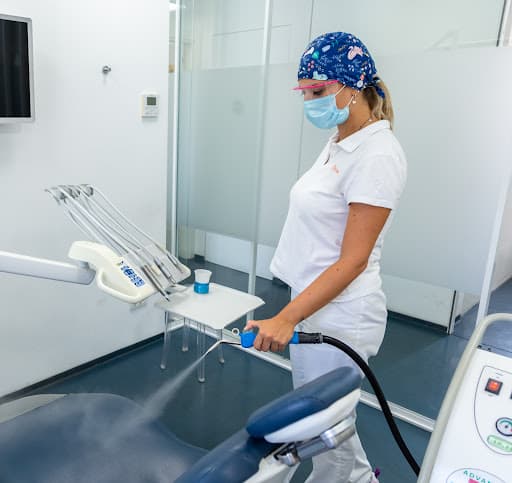 Studio Dentistico Dr. Massimiliano Mandurino logo