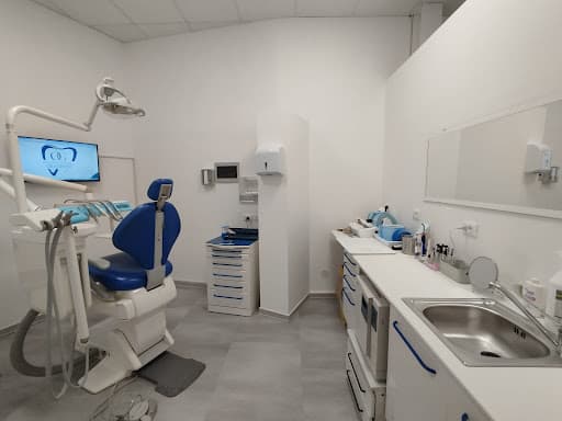 Studio Dentistico ODONTOIATRIA GRANDONI logo