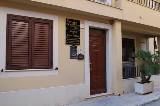 Studio Dentistico Dr. Saverio Zacco, Dentista logo