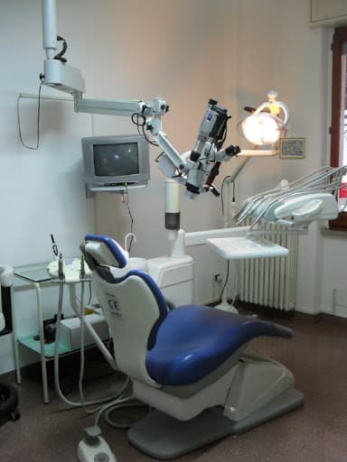 Studio Dentistico Raschella Odontoiatria logo