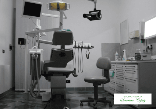 Studio Dentistico Soverina Cefaly logo
