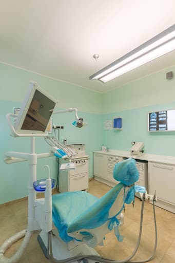 Studio Dentistico Nicolai Martinez logo