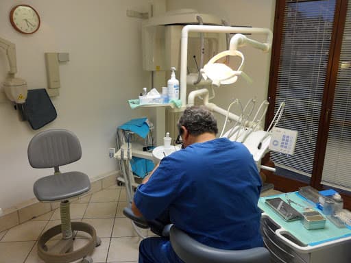 Studio Dentistico Clinica Dentale Dr. Julio Lister logo
